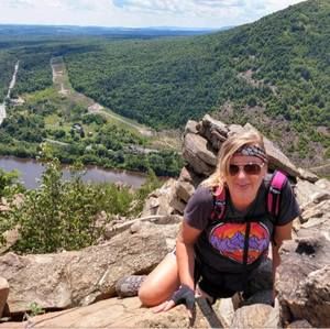 Meet your Posher, Emily